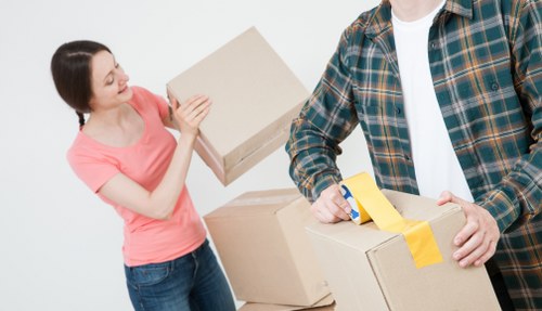Local van transport for furniture and boxes in Marylebone